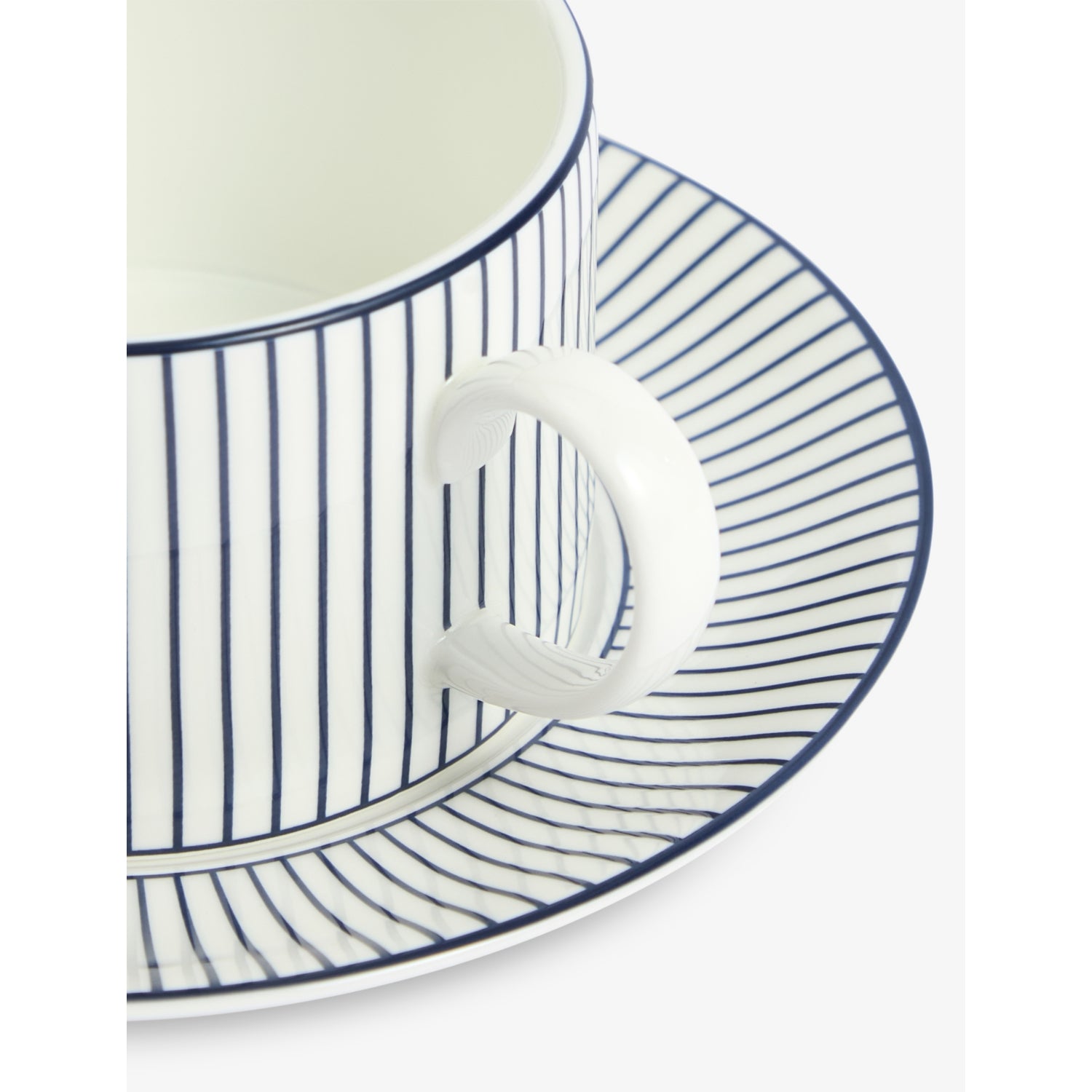 Wedgwood Gio pinstripe bone china teacup and saucer 220ml - British product