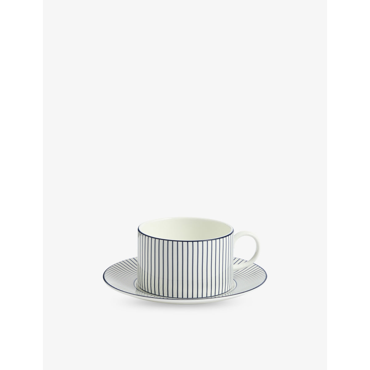 Wedgwood Gio pinstripe bone china teacup and saucer 220ml - British product