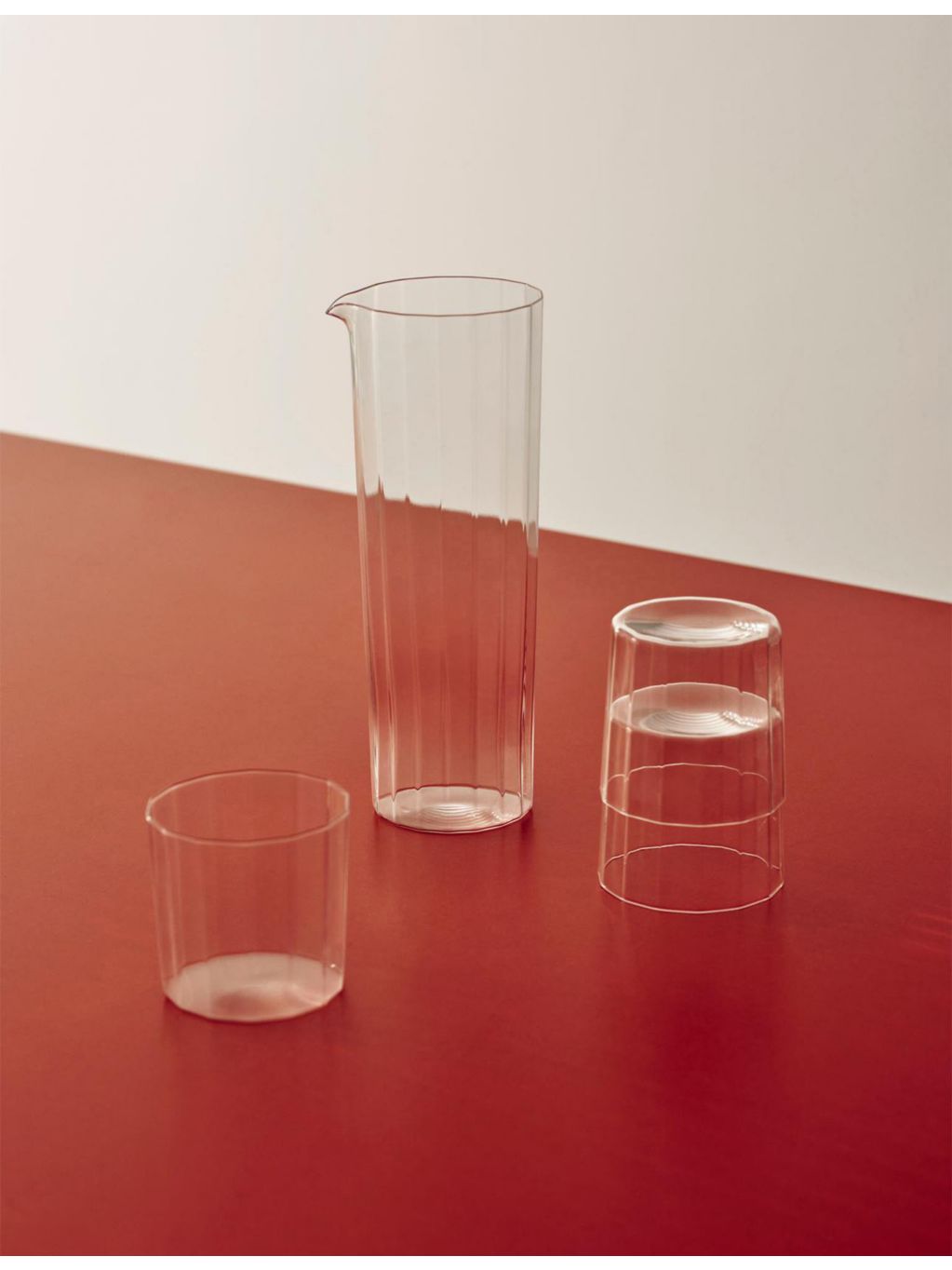HAY Angle glass carafe 0.9L transparent (British brand)