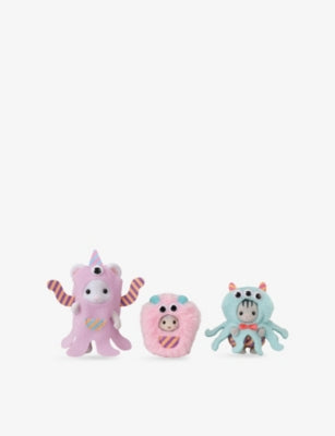 Sylvanian Families costume trio playset with figures, UK version