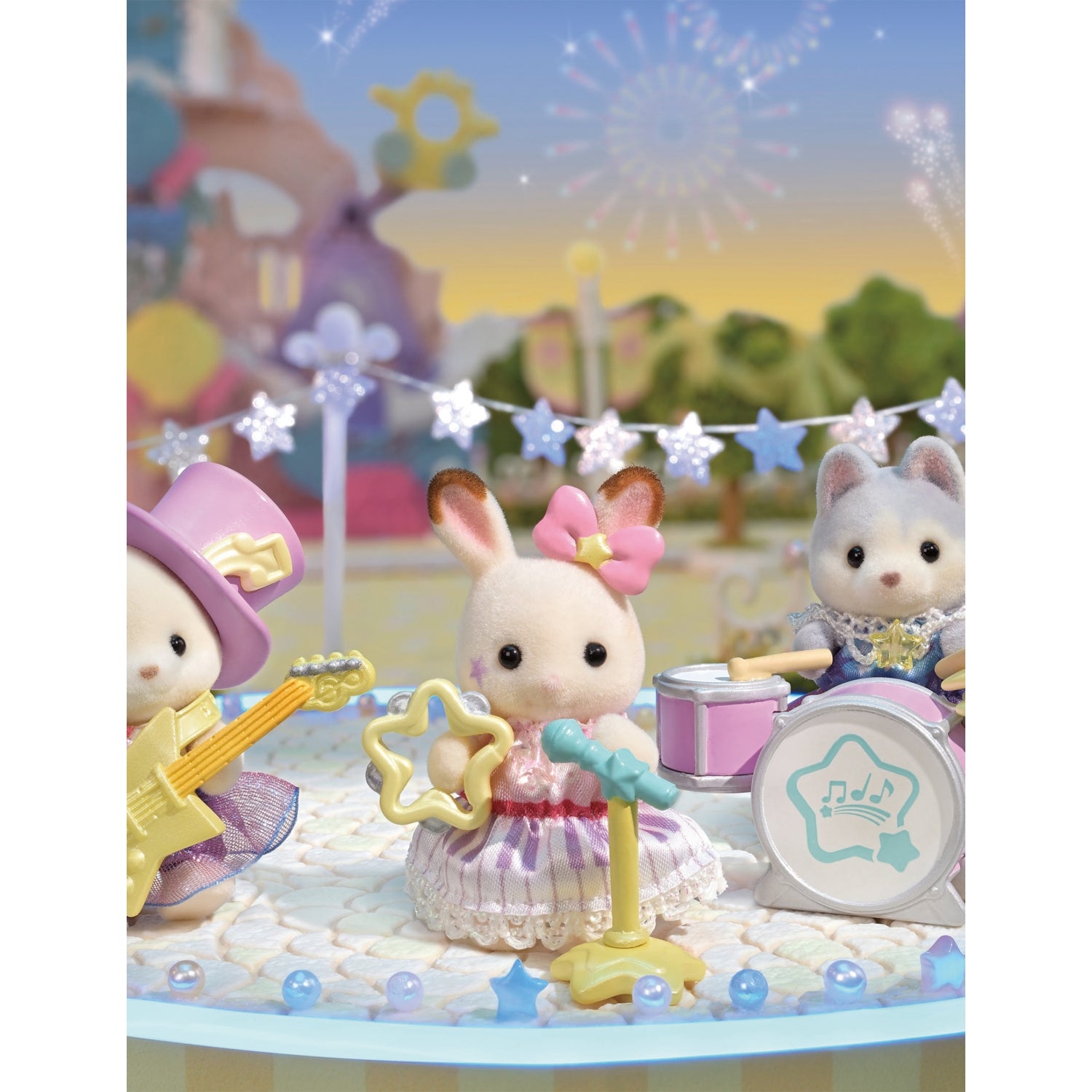 Sylvanian Families Star Trio baby figures (British brand)