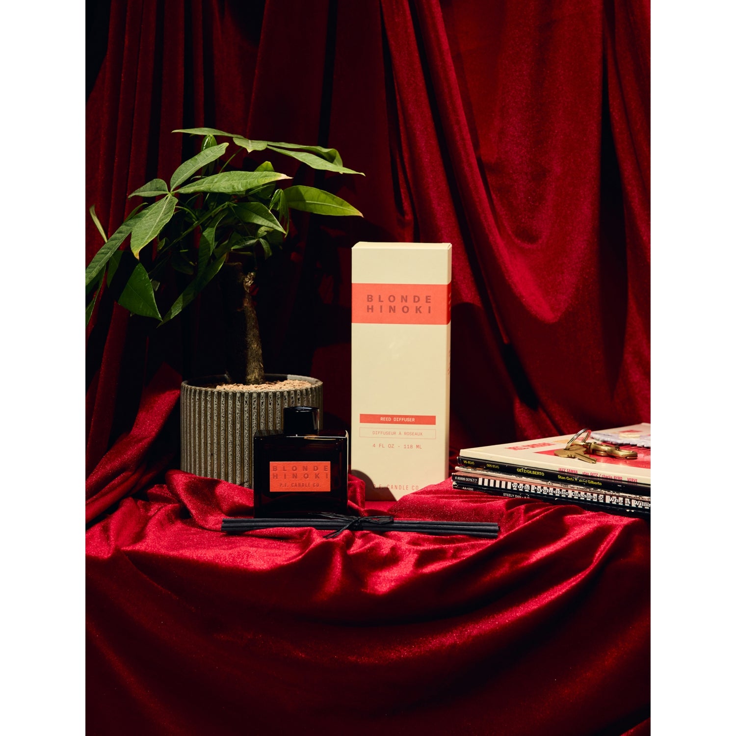 P.F. Candle Co. Blonde Hinoki scented diffuser 471g, UK version