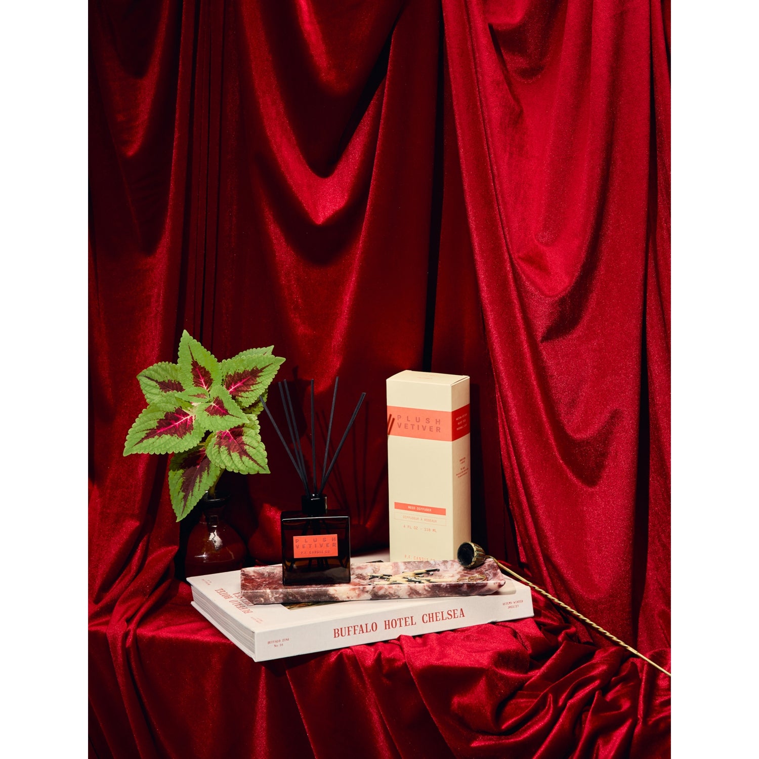 P.F. Candle Co. Plush Vetiver scented diffuser 471g (British brand)
