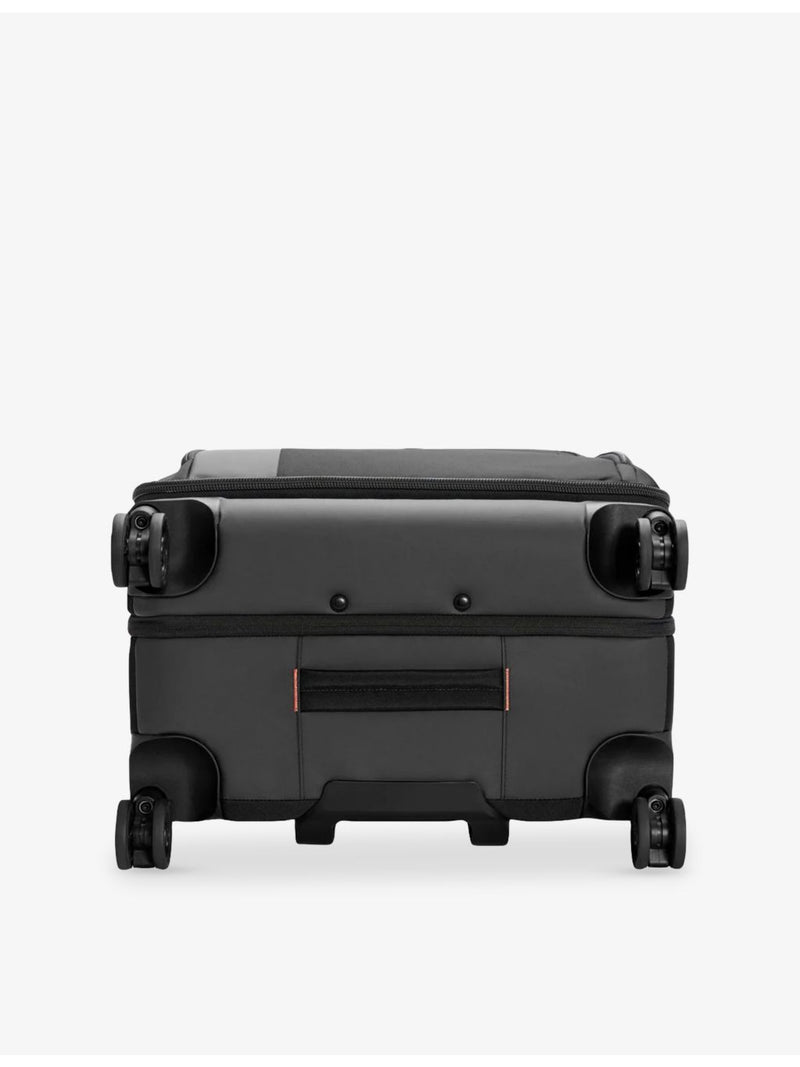 Briggs & Riley ZDX expandable spinner suitcase 66cm, imported from the UK