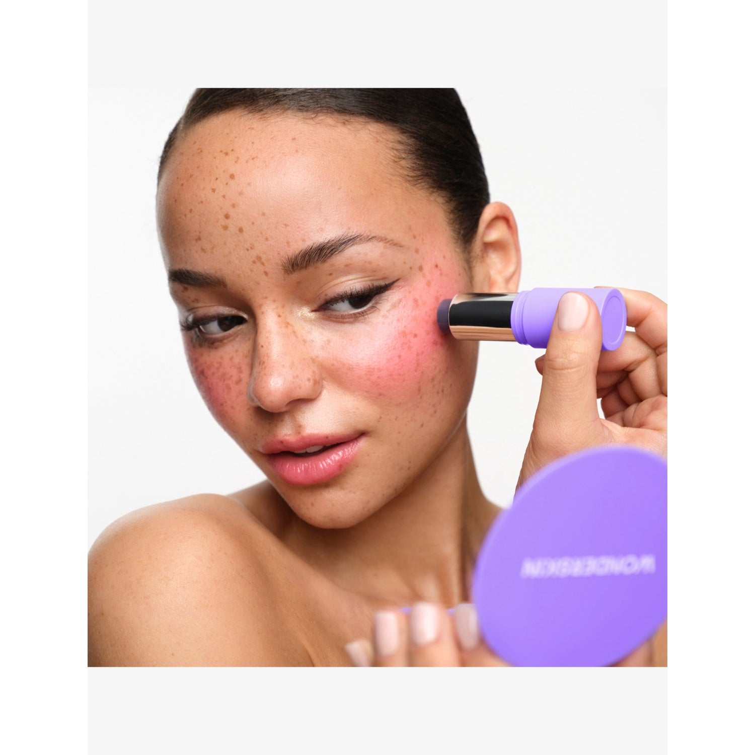 Wonderskin Phlush Blush Stick with pH-reactive pigments, UK version