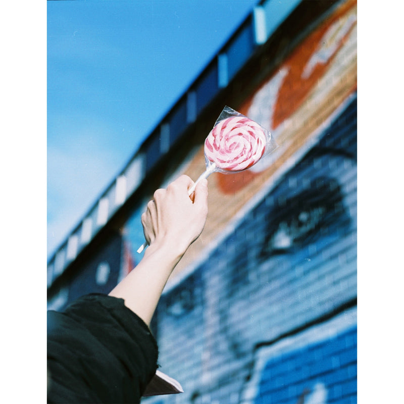 LomoChrome Colour '92 120 ISO 400 film (British brand)