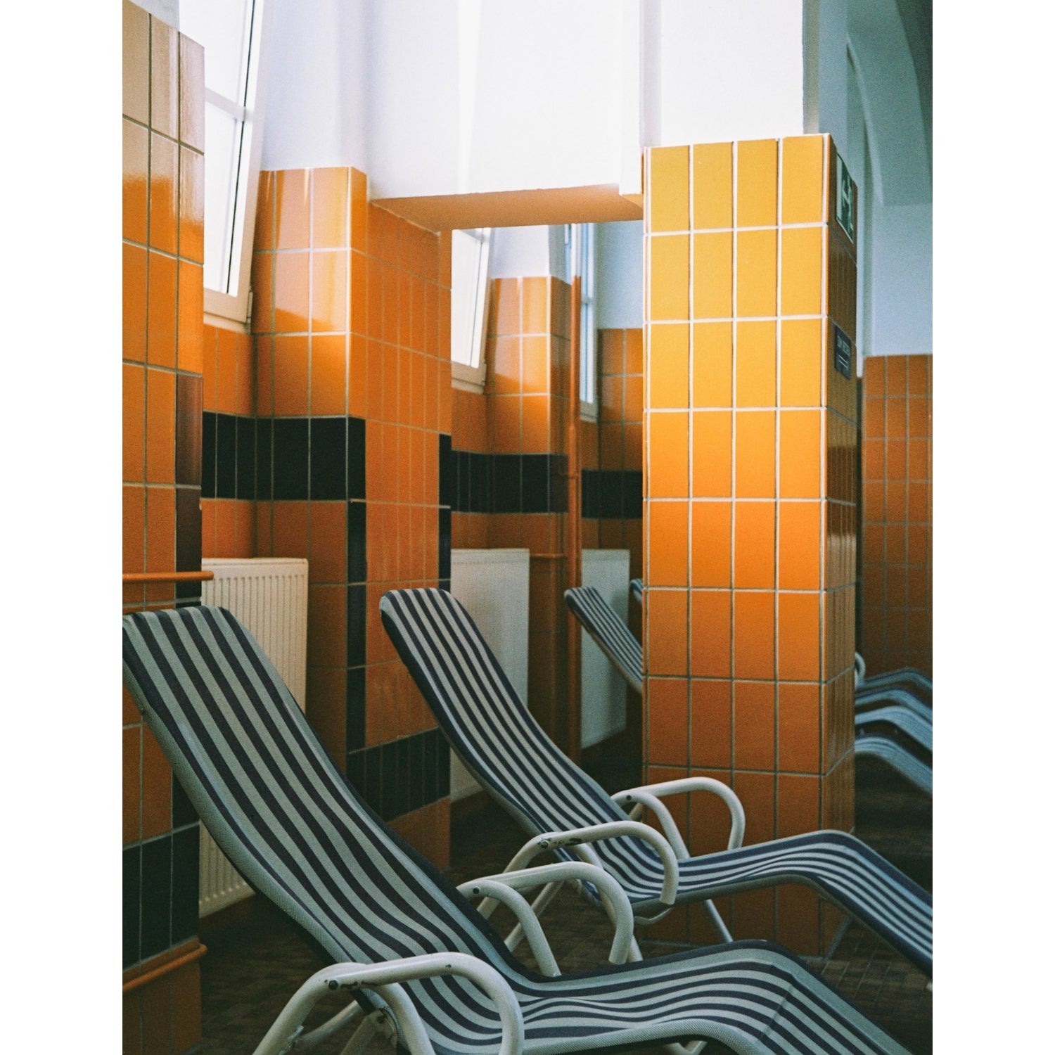 LomoChrome Colour '92 120 ISO 400 film (British brand)