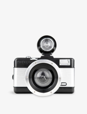 Fisheye No. 2 35mm camera with ultra-wide lens (British brand)