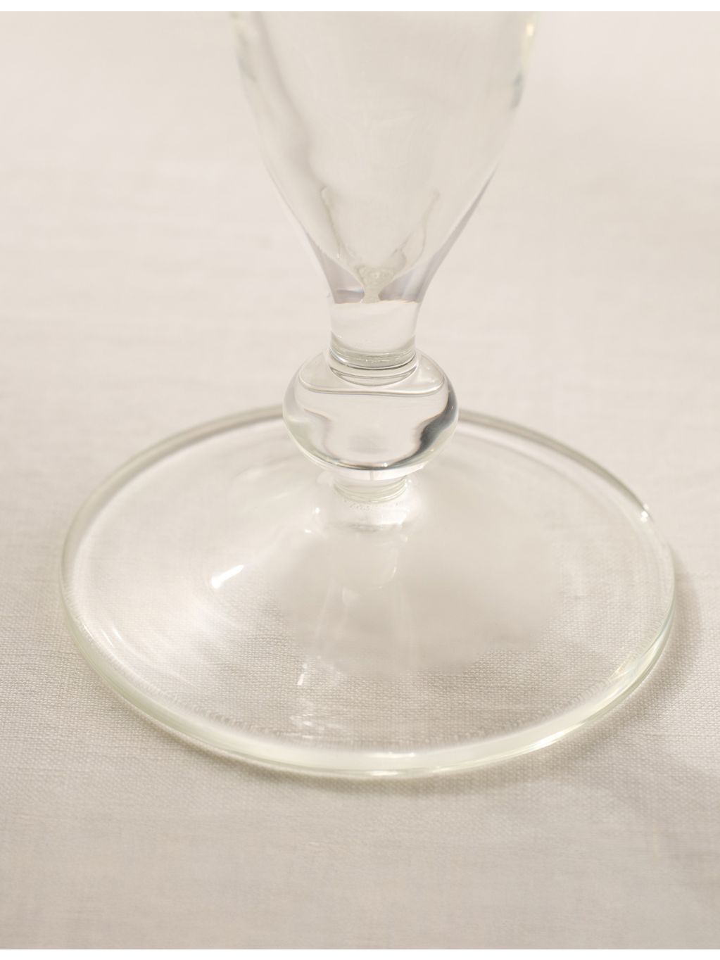 The White Company fluted glass vase 21.5cm, UK version