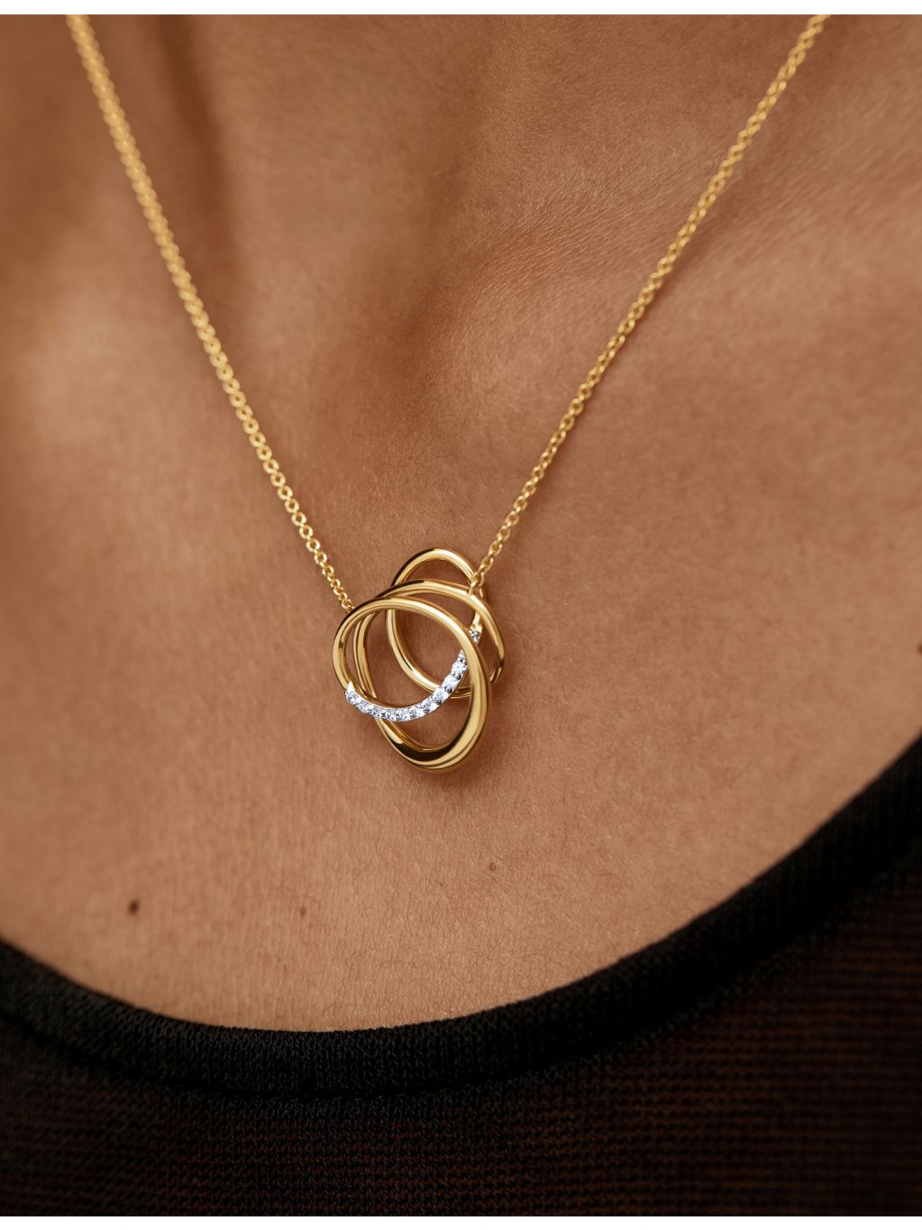 Monica Vinader Nura Pavé Wrap necklace 18ct gold vermeil, imported from the UK