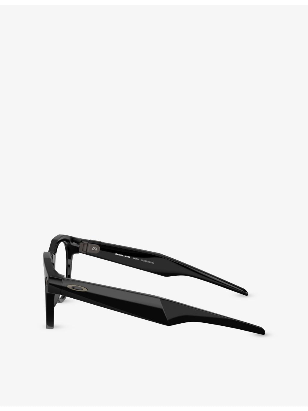 Oakley Meta HSTN round-frame smart glasses (British brand)