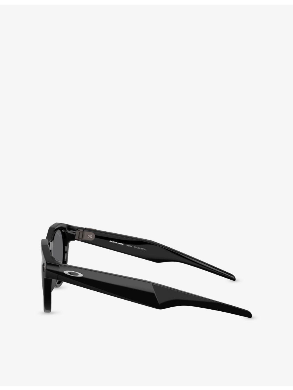 Oakley HSTN Meta AI round-frame glasses (British brand)