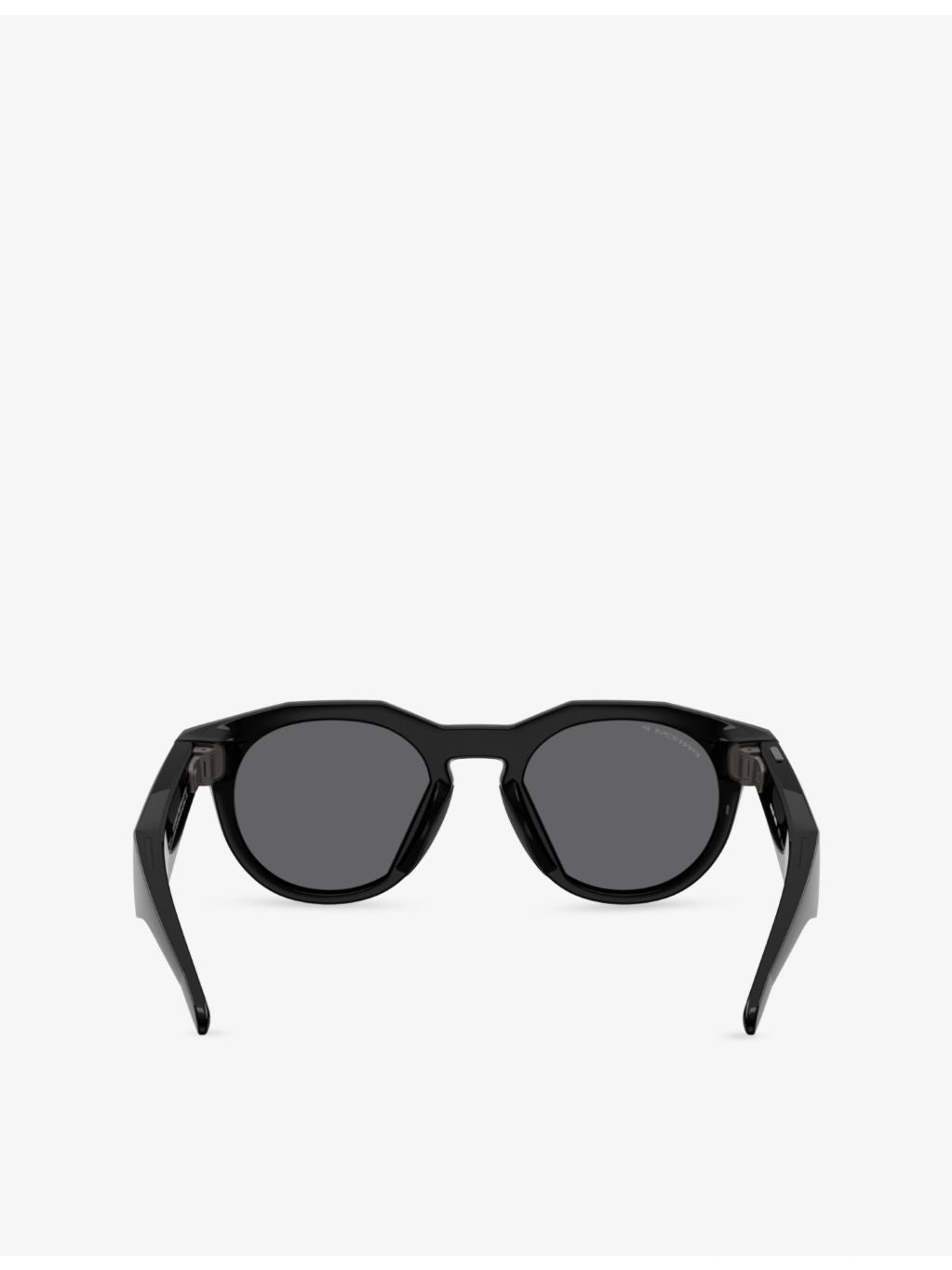 Oakley HSTN Meta AI round-frame glasses (British brand)
