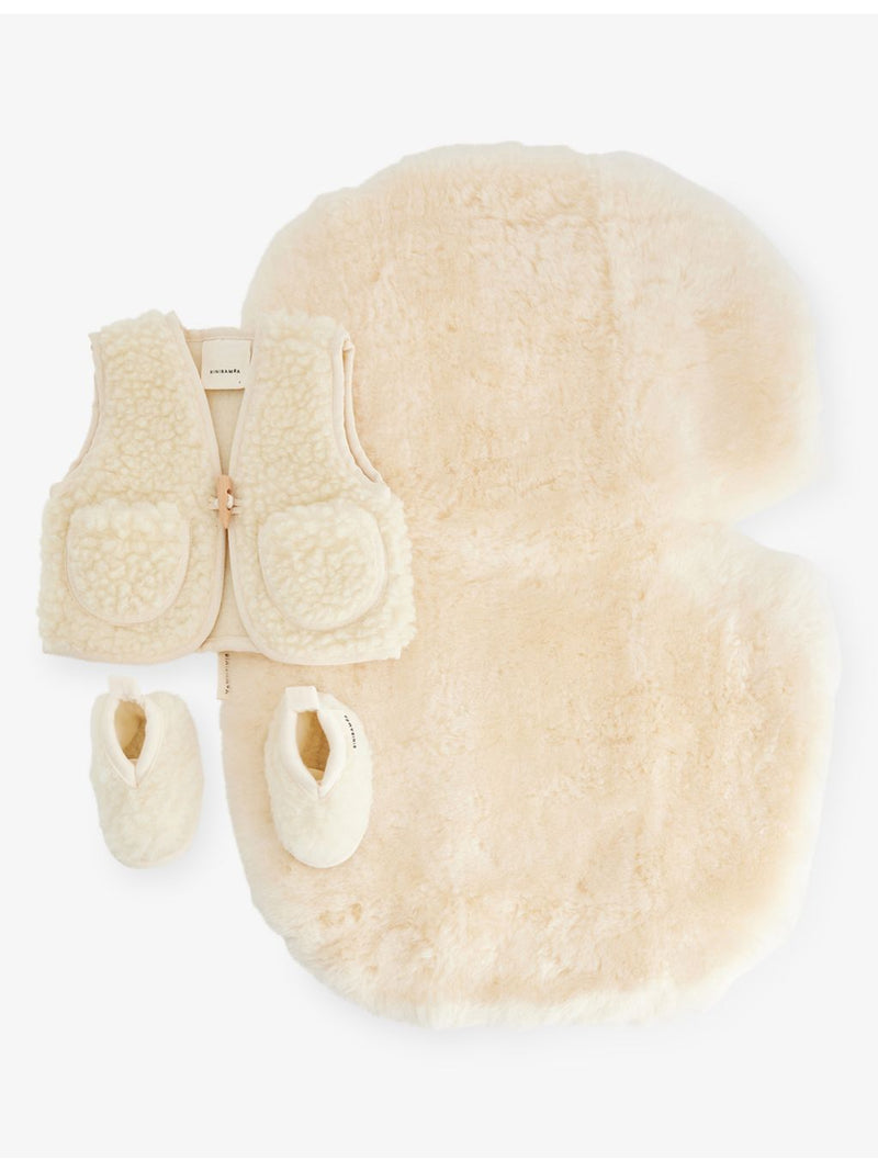 Selfridges Welcome To The World baby hamper gift set - British product