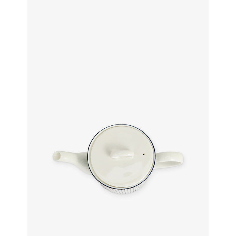 Wedgwood Gio bone-china teapot 400ml (British brand)