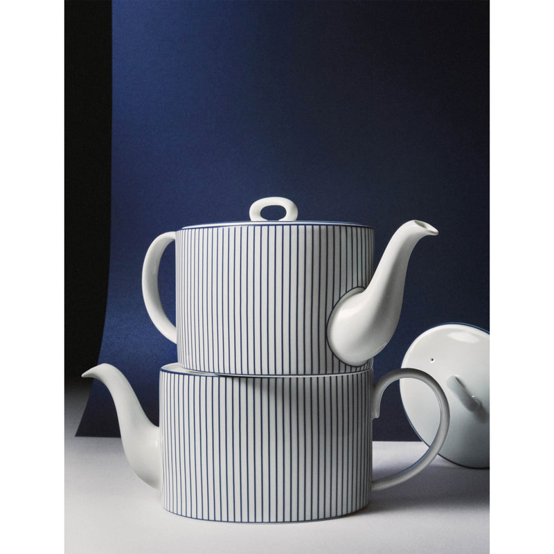 Wedgwood Gio bone-china teapot 400ml (British brand)
