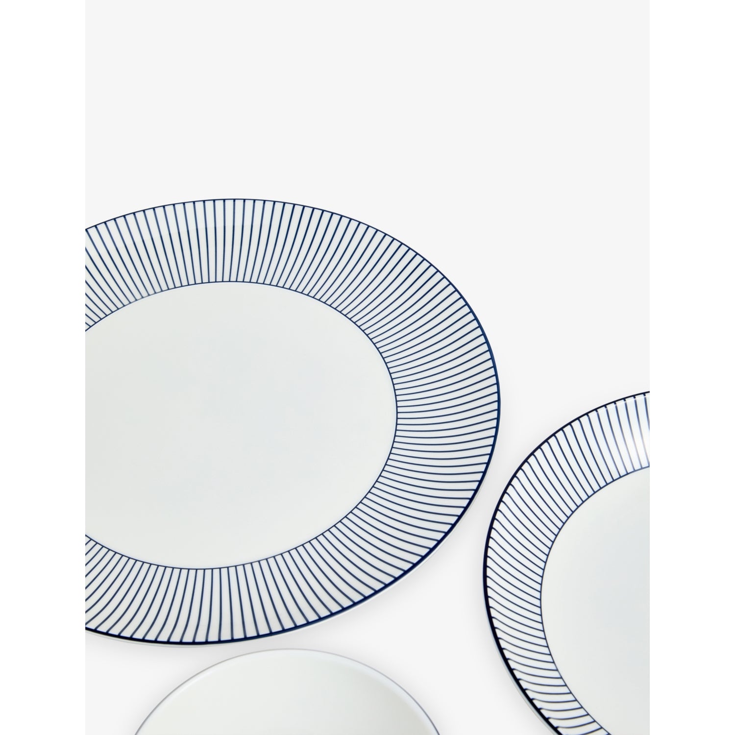 Wedgwood dinnerware set Gio pinstripe 12-piece, UK version