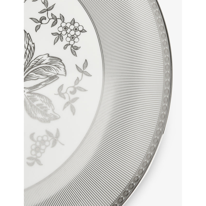 Wedgwood Silver Tonquin bone china plate 34cm - British product
