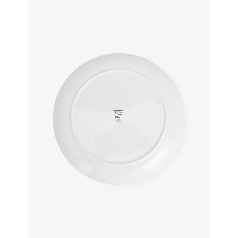 Wedgwood Silver Tonquin bone china plate 34cm - British product