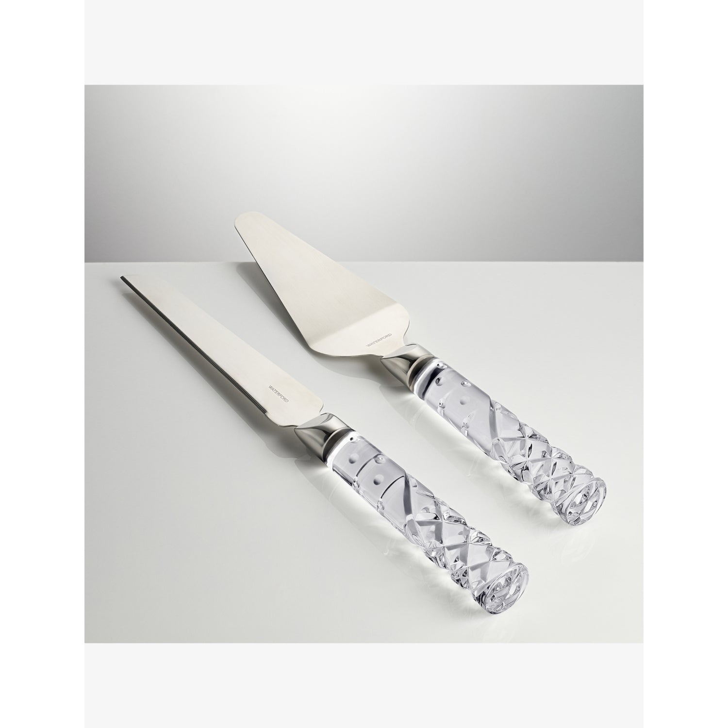 Waterford crystal cake server and 33cm knife (British brand)