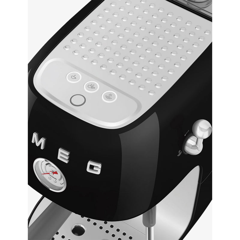 Smeg ECF03 cold brew espresso machine - British product