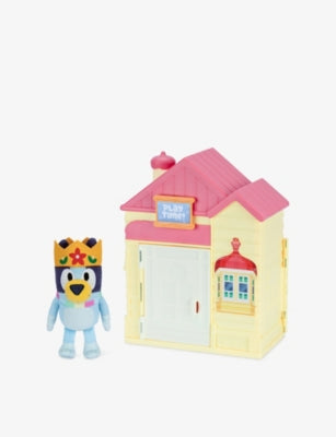 Bluey playdate soft toy surprise playset with accessories, UK version