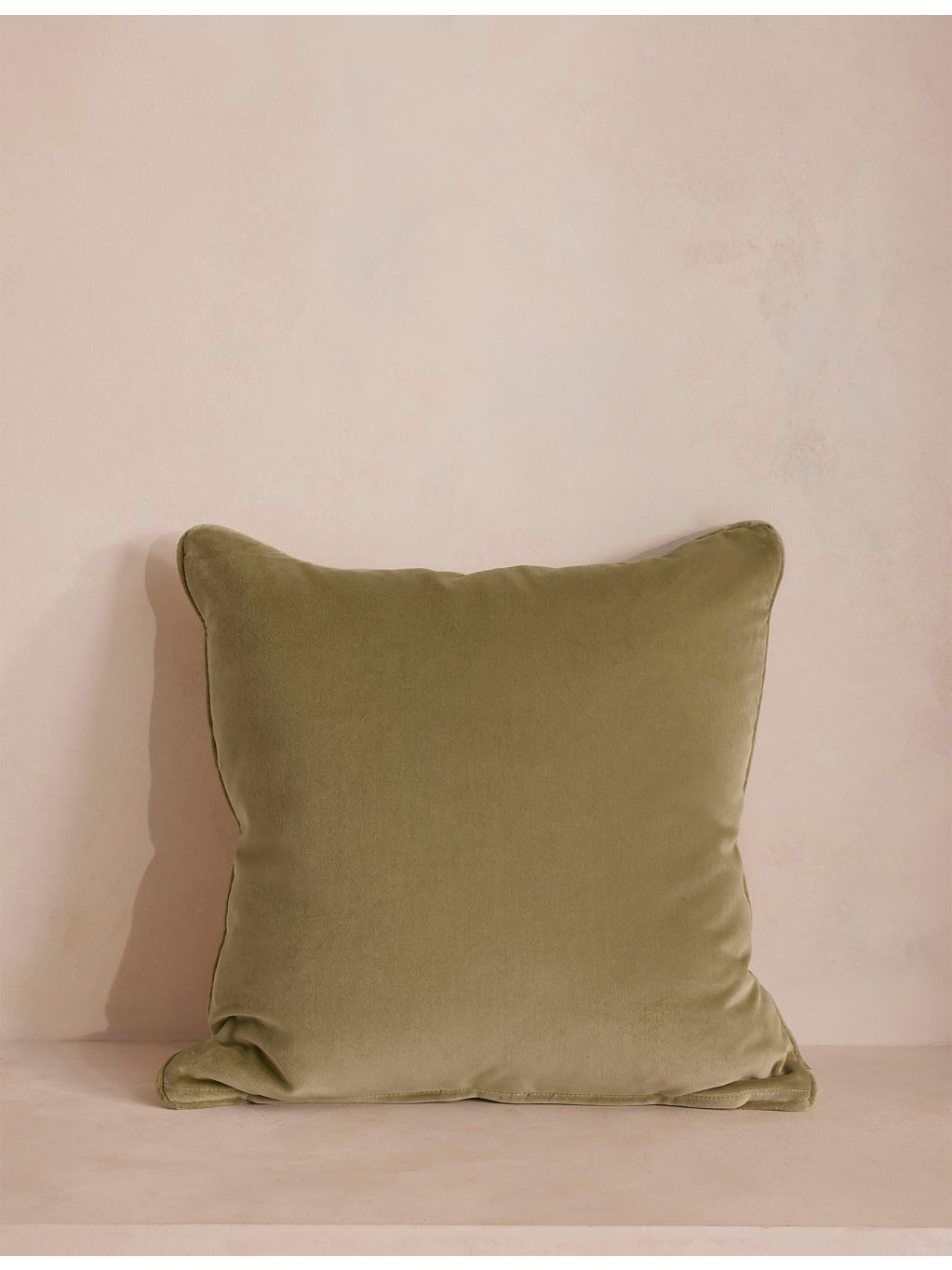 Soho Home Lophelia square woven cushion - British product