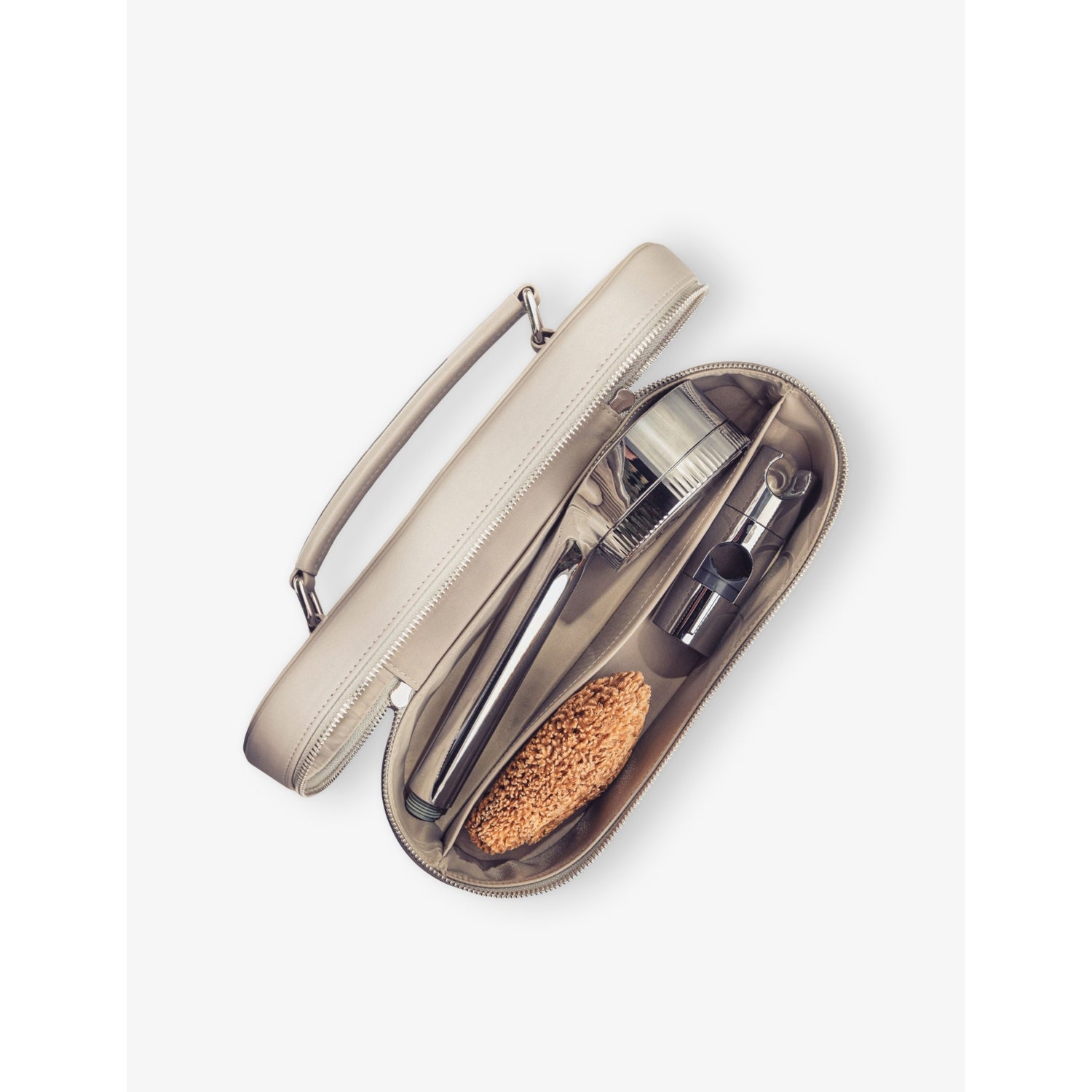 Smartech Curo travel vanity case in vegan leather, UK version