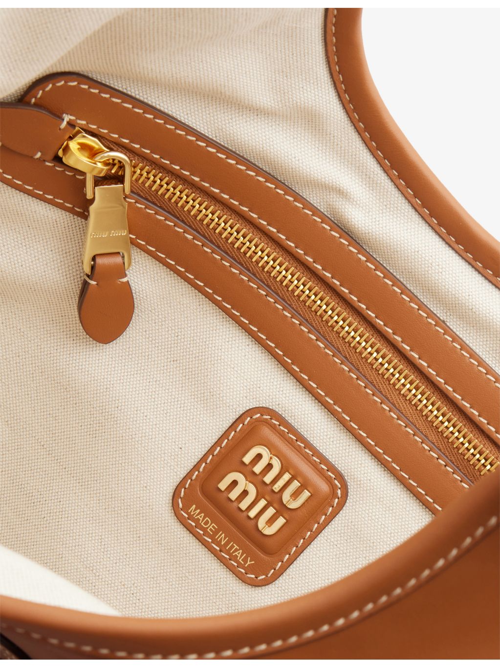 Miu Miu IVY shoulder bag in smooth calf leather, UK version