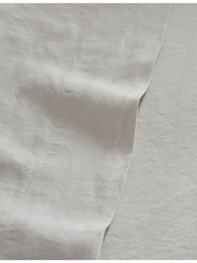 The White Company pure linen flat sheet (British brand)