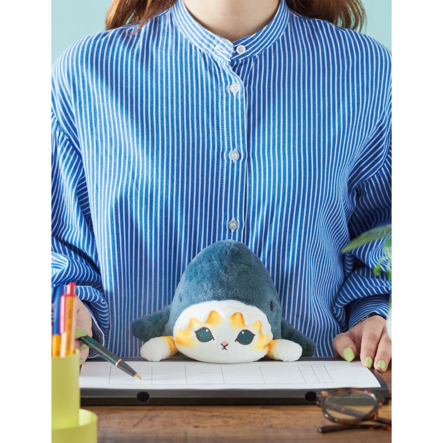 Mofusand shark soft toy 22cm, imported from the UK