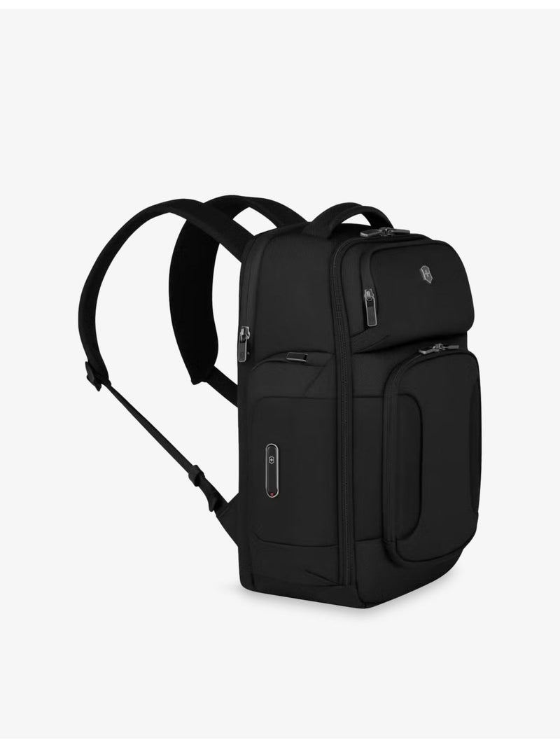 Victorinox Werks Traveler 7.0 Deluxe backpack, UK version