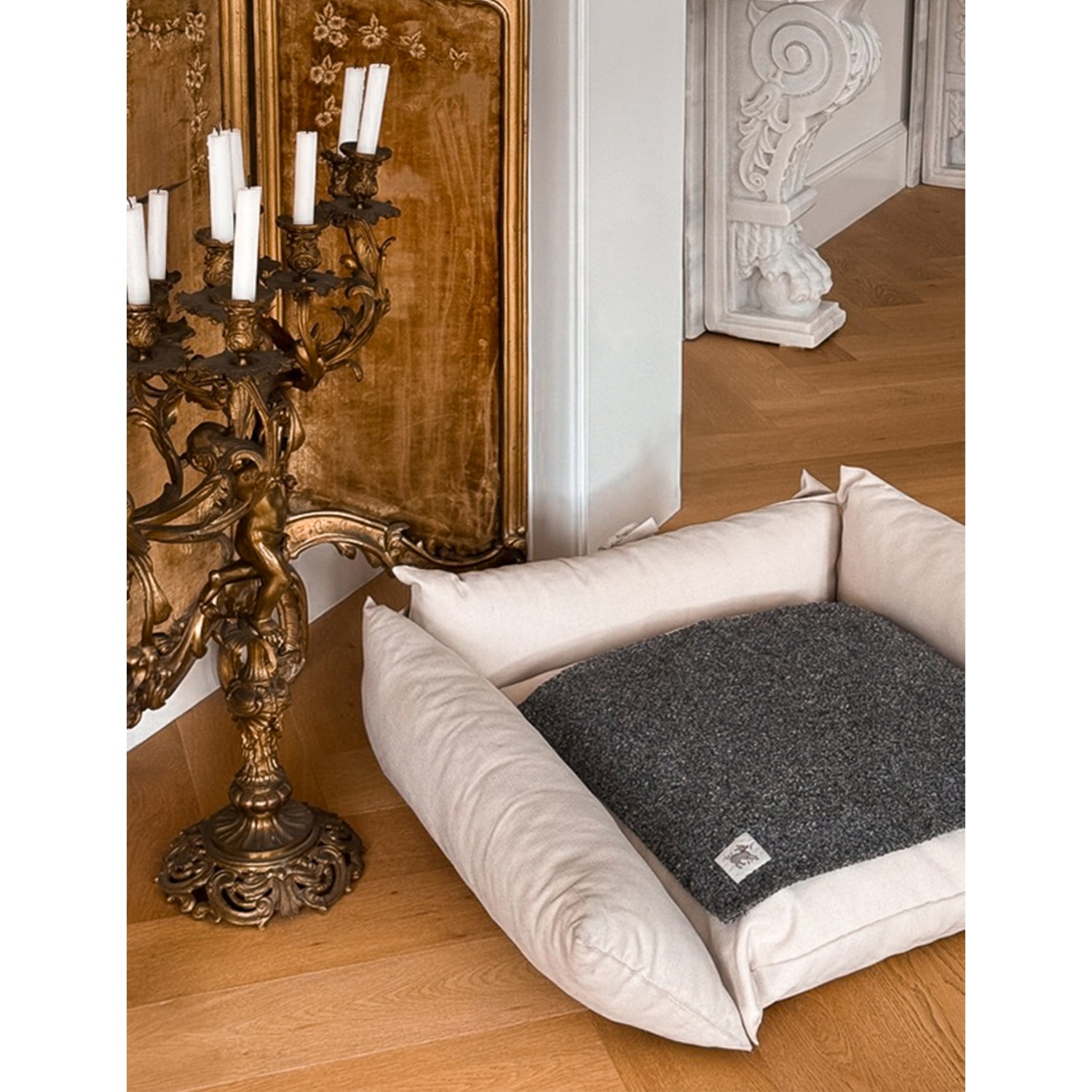 St. Pia Terra small cotton-blend pet blanket 65cm, imported from the UK