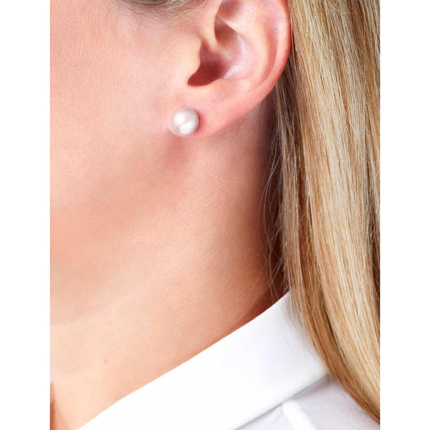 Yoko London 18ct yellow gold pearl stud earrings 9-10mm, UK version