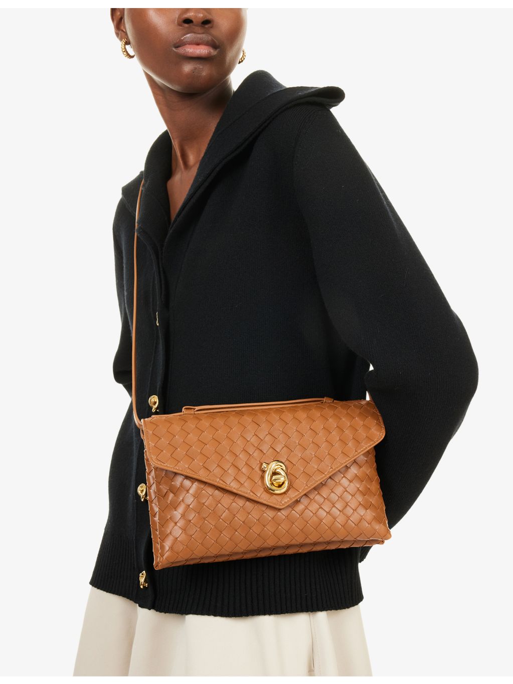 Bottega Veneta intrecciato leather shoulder bag 24cm, imported from the UK