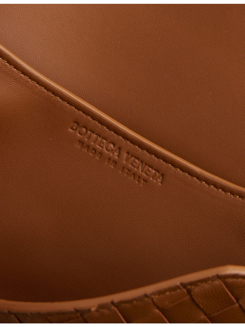 Bottega Veneta intrecciato leather shoulder bag 24cm, imported from the UK
