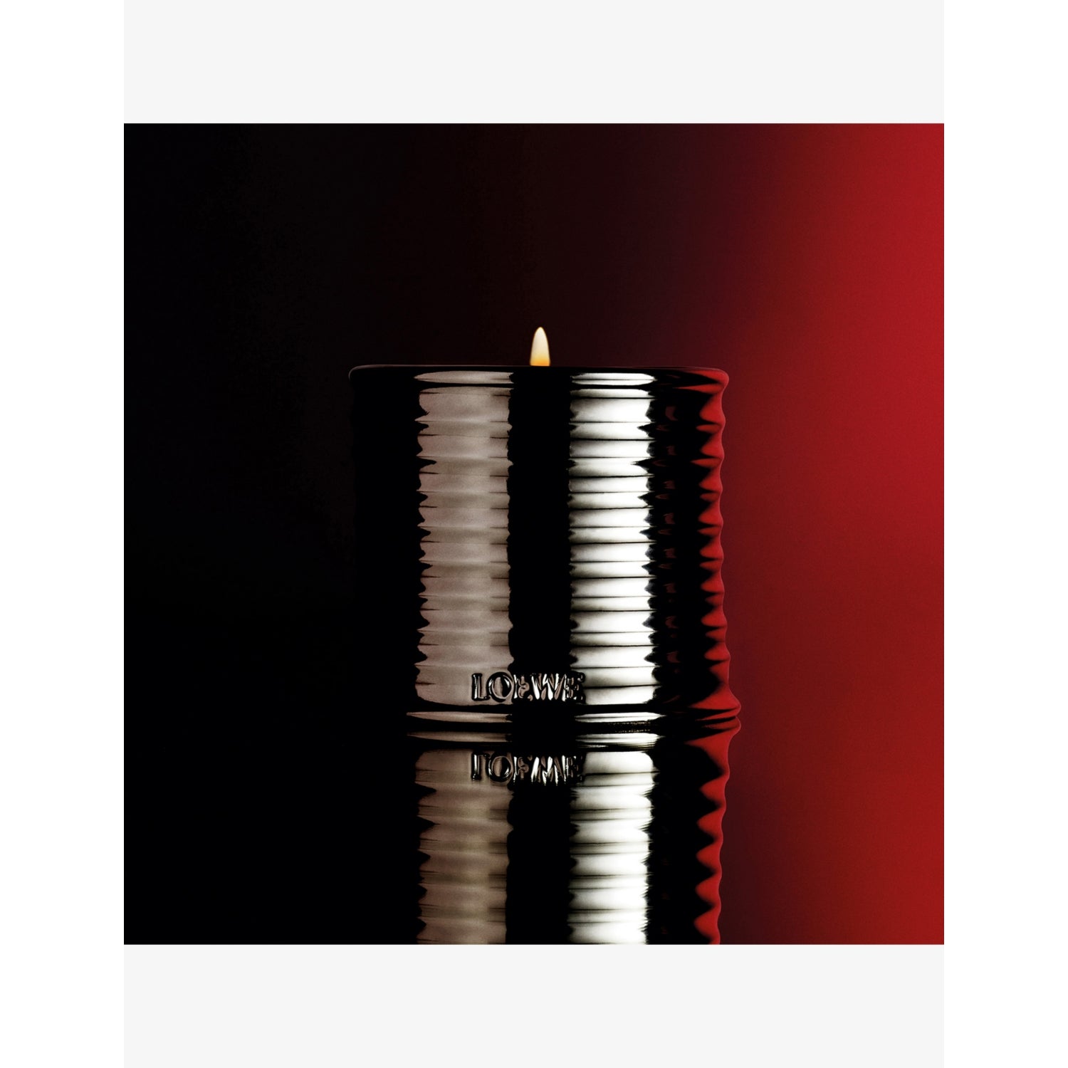 Loewe scented candle Black Sesame 280g, UK version