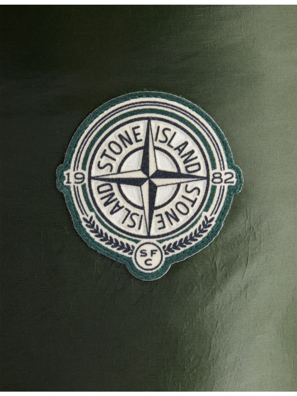 New Balance shell duffle bag with logo patches, 58cm - British product