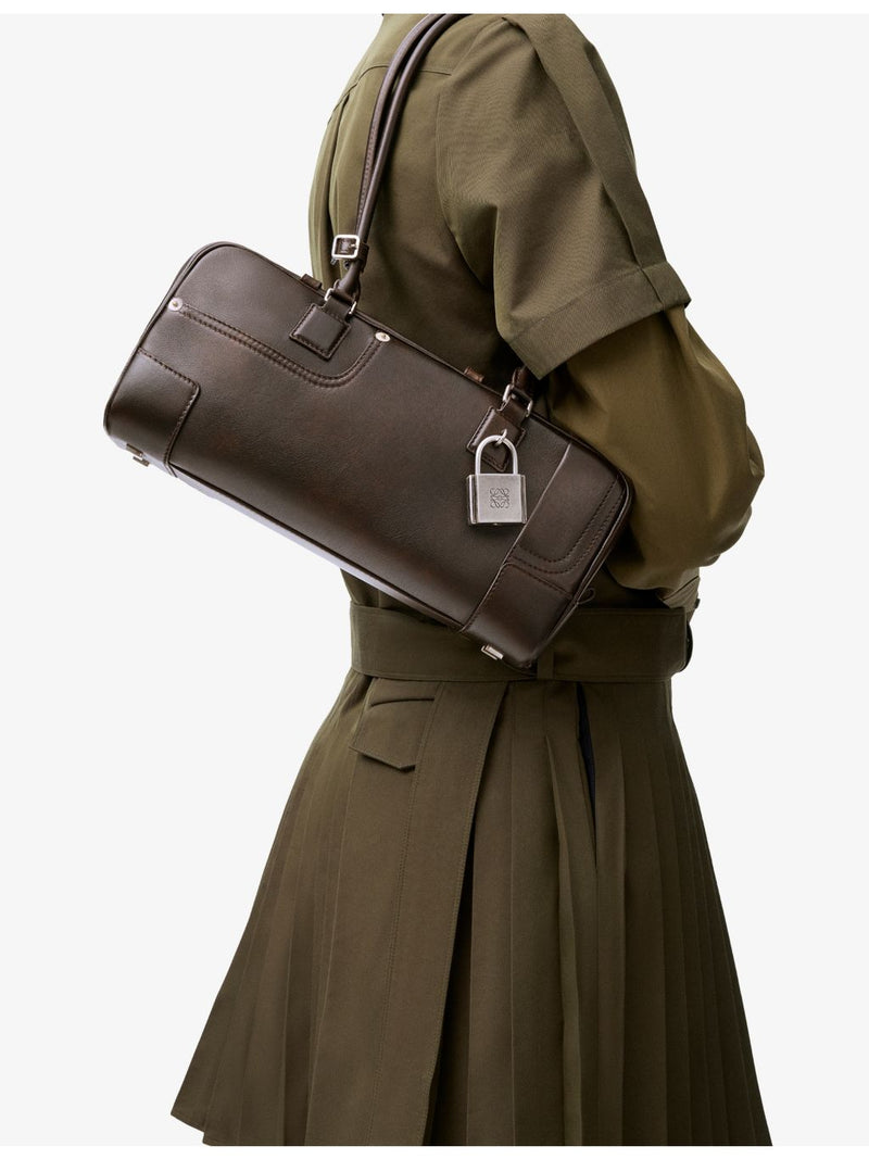 Loewe Amazona 31 cropped leather shoulder bag (British brand)