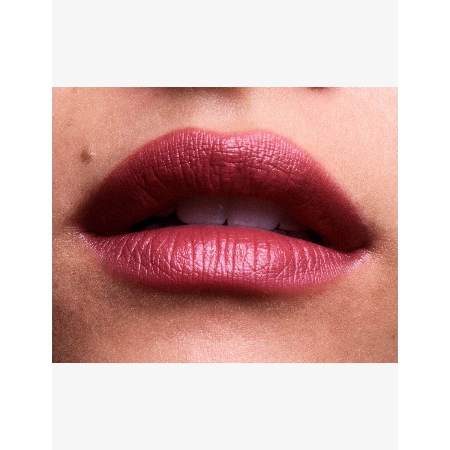 Fara Homidi Essential Lip Compact 3.7g, imported from the UK