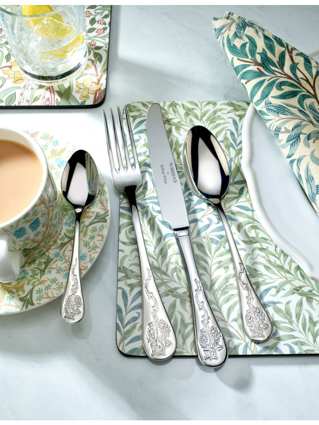 Arthur Price Blackthorn stainless steel cutlery set 24 piece - British product