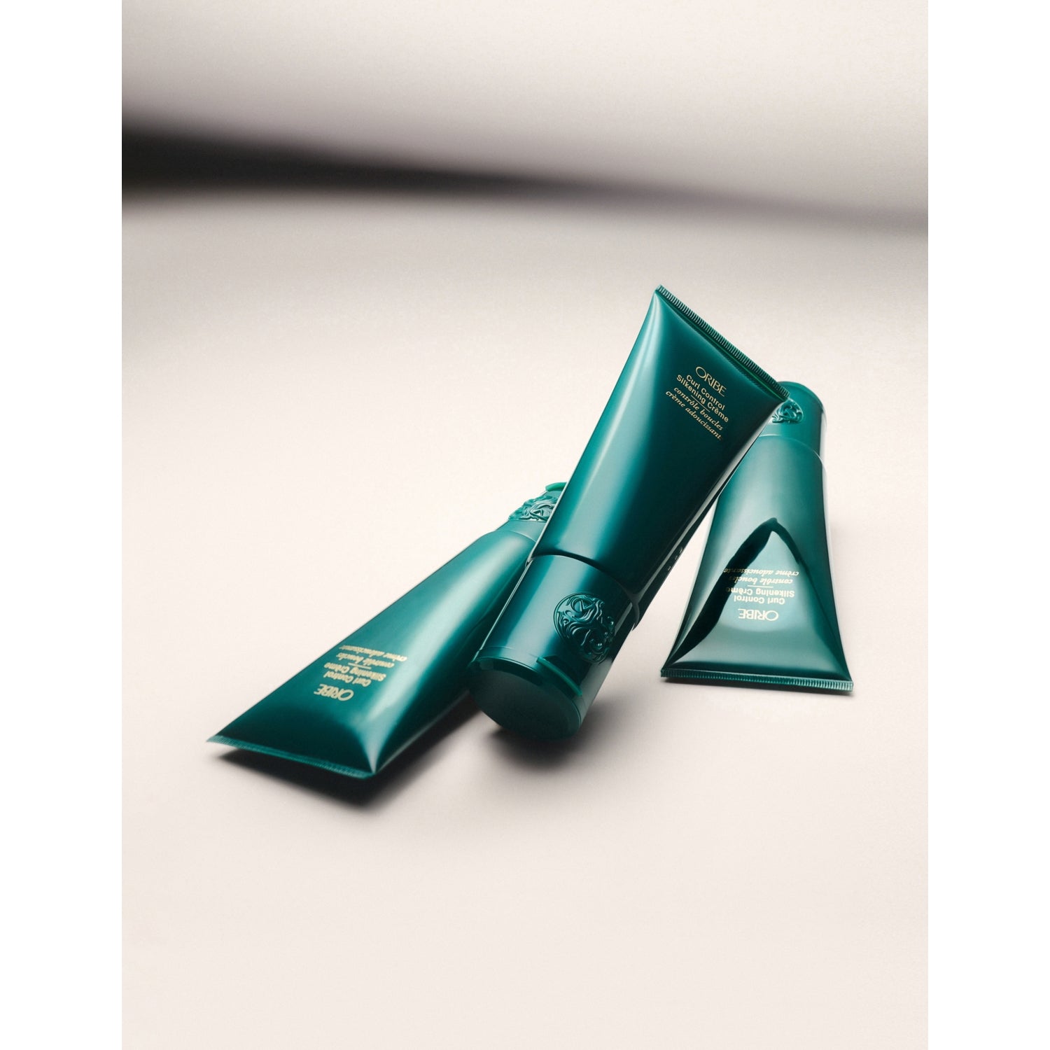 Oribe Curl Control Silkening Crème hair moisturiser 150ml, UK version