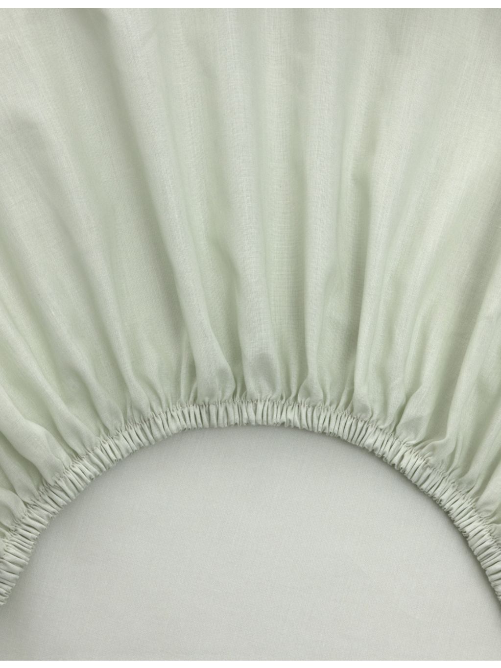 Yves Delorme Batiste Amande cotton fitted sheet - British product