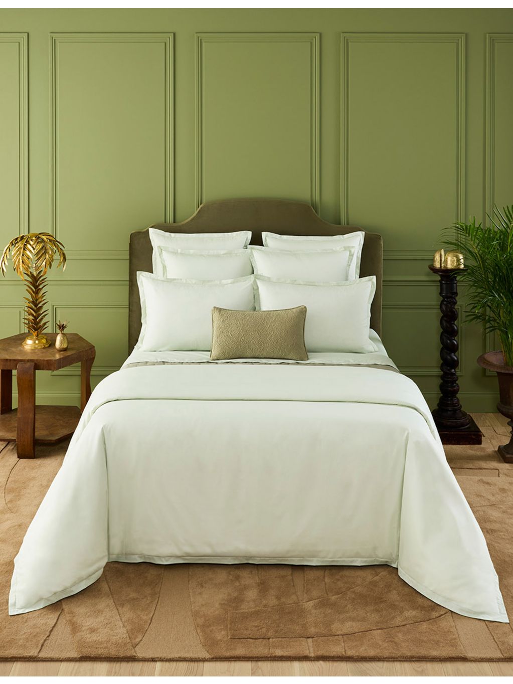 Yves Delorme Batiste Amande cotton fitted sheet - British product