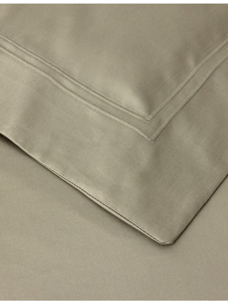 Yves Delorme Triomphe cotton duvet cover, imported from the UK