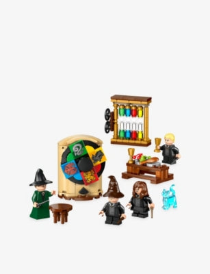 LEGO Harry Potter Sorting Hat Ceremony playset 124 pieces, UK version