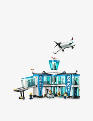 LEGO City airport playset with airplane, 887 pieces, UK version