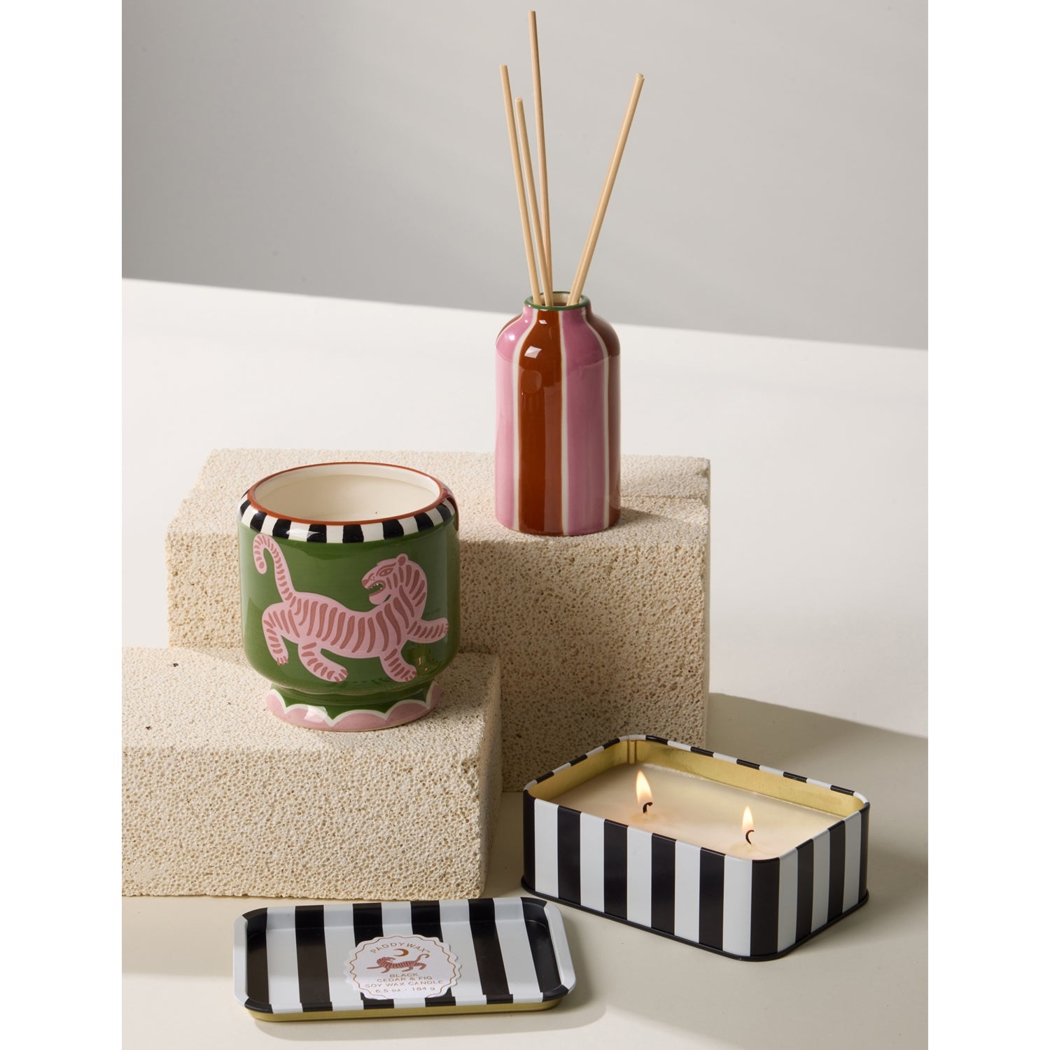 Paddywax Black Cedar Fig ceramic scented diffuser 118ml, UK version