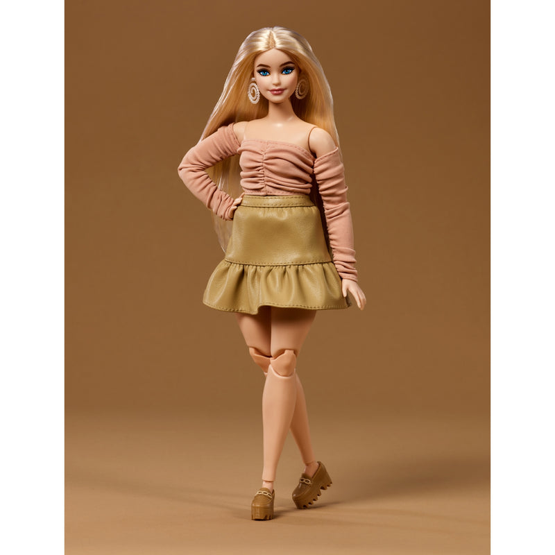 Barbie You Create Neutral Kit 003 doll with extra heads and outfits (British brand)