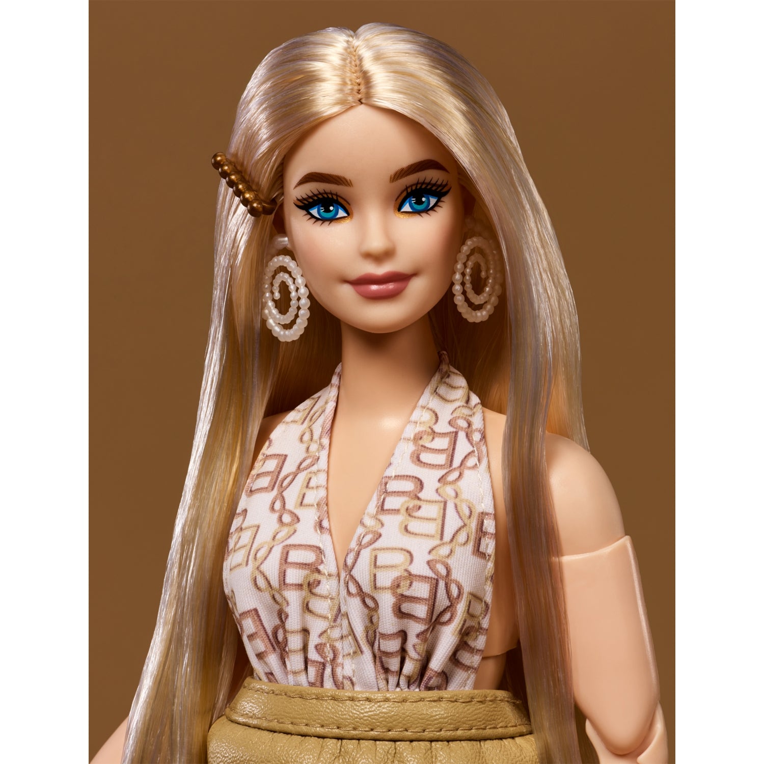 Barbie You Create Neutral Kit 003 doll with extra heads and outfits (British brand)